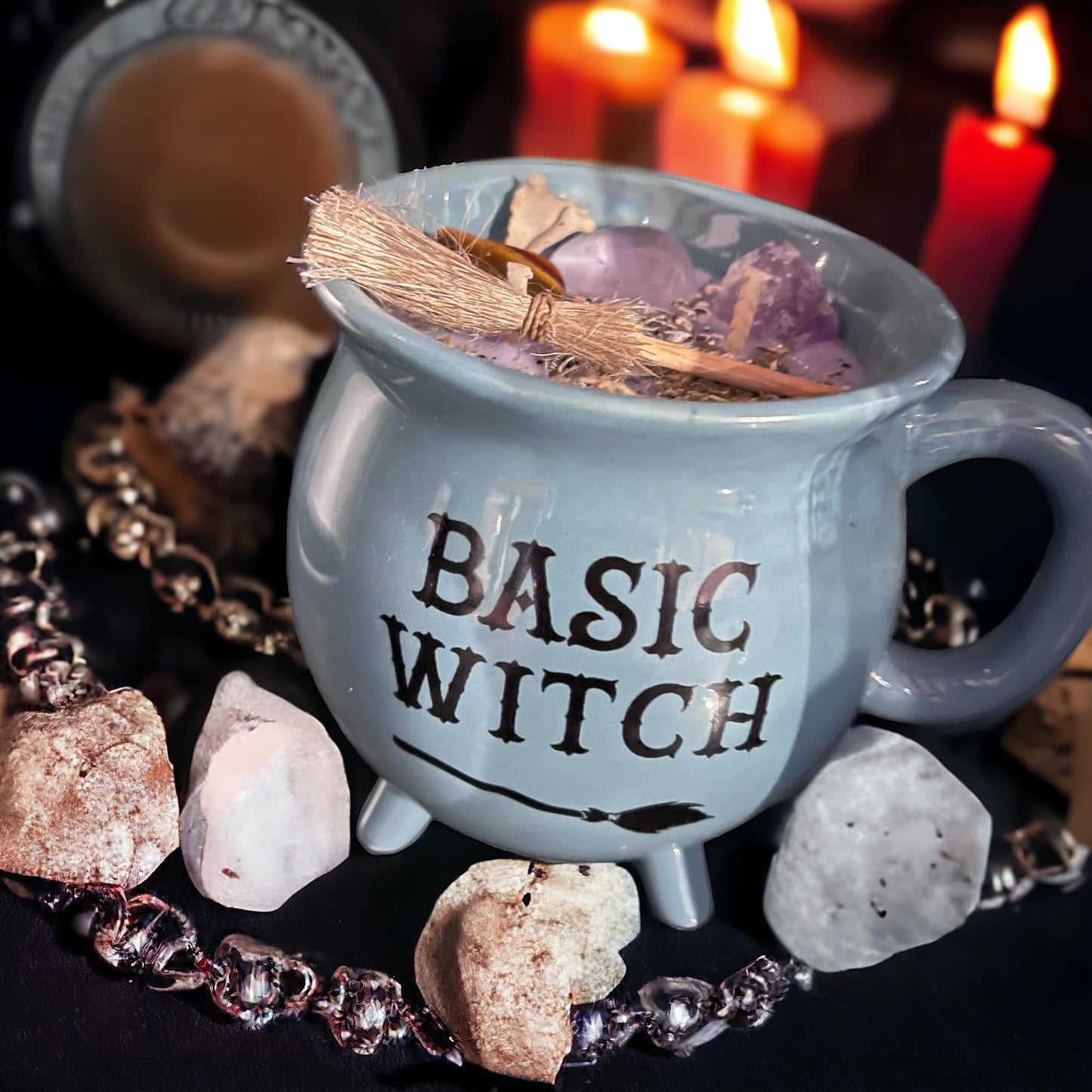 Bougie chaudron "basic witch", bougie sorcière, bougie d'intention