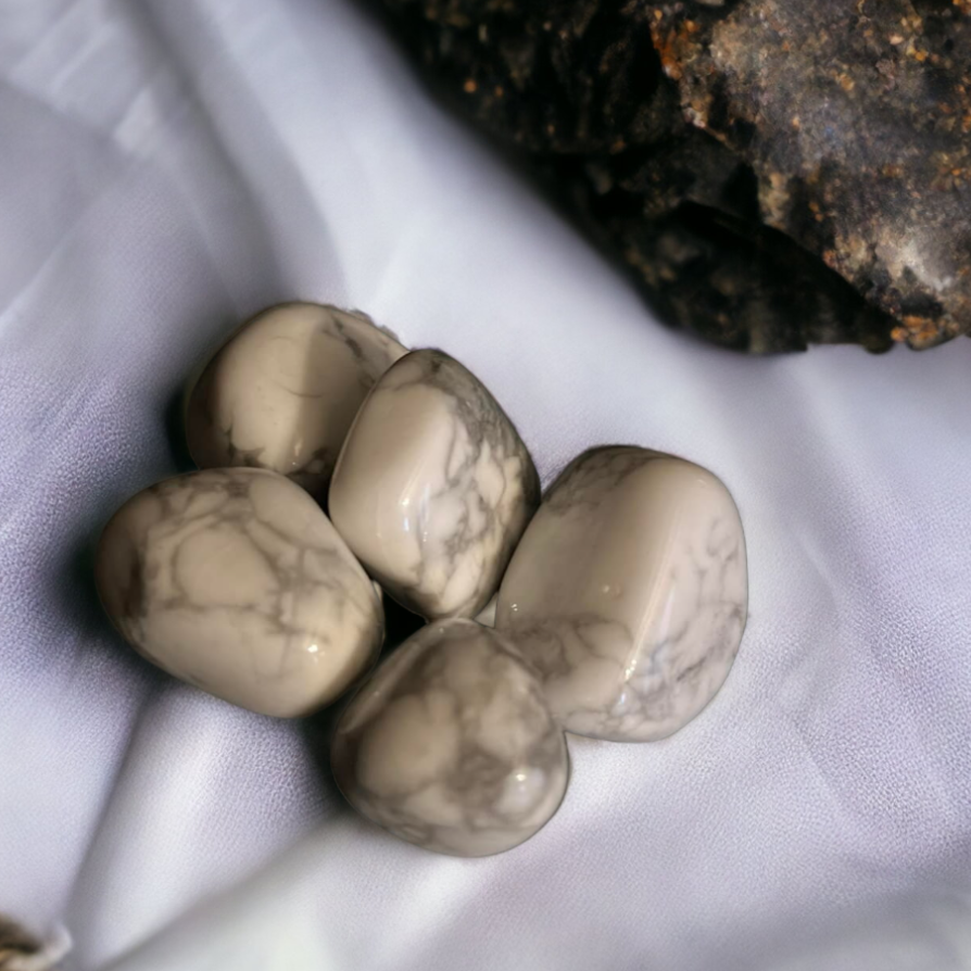 Critaux Howlite, pierre d'howlite blanche