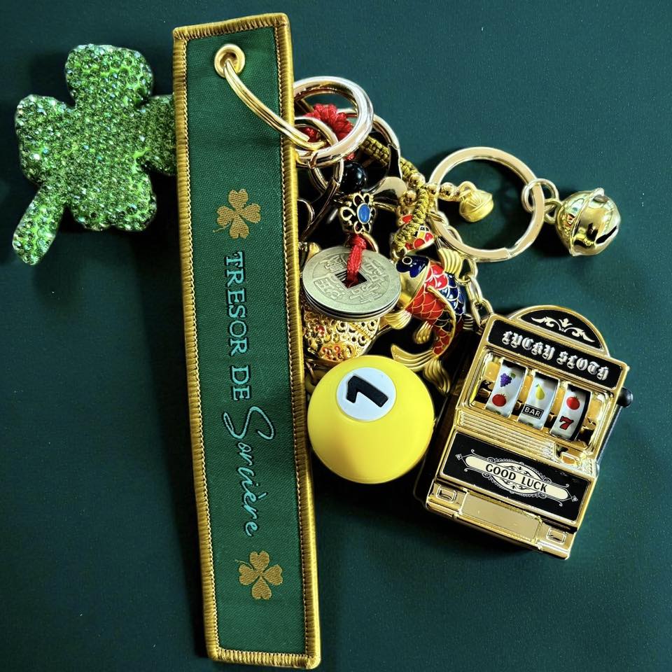 Gri-gri porte clés, gri-gri de sac, gri-gri chance, talisman chance, porte clés spirituel