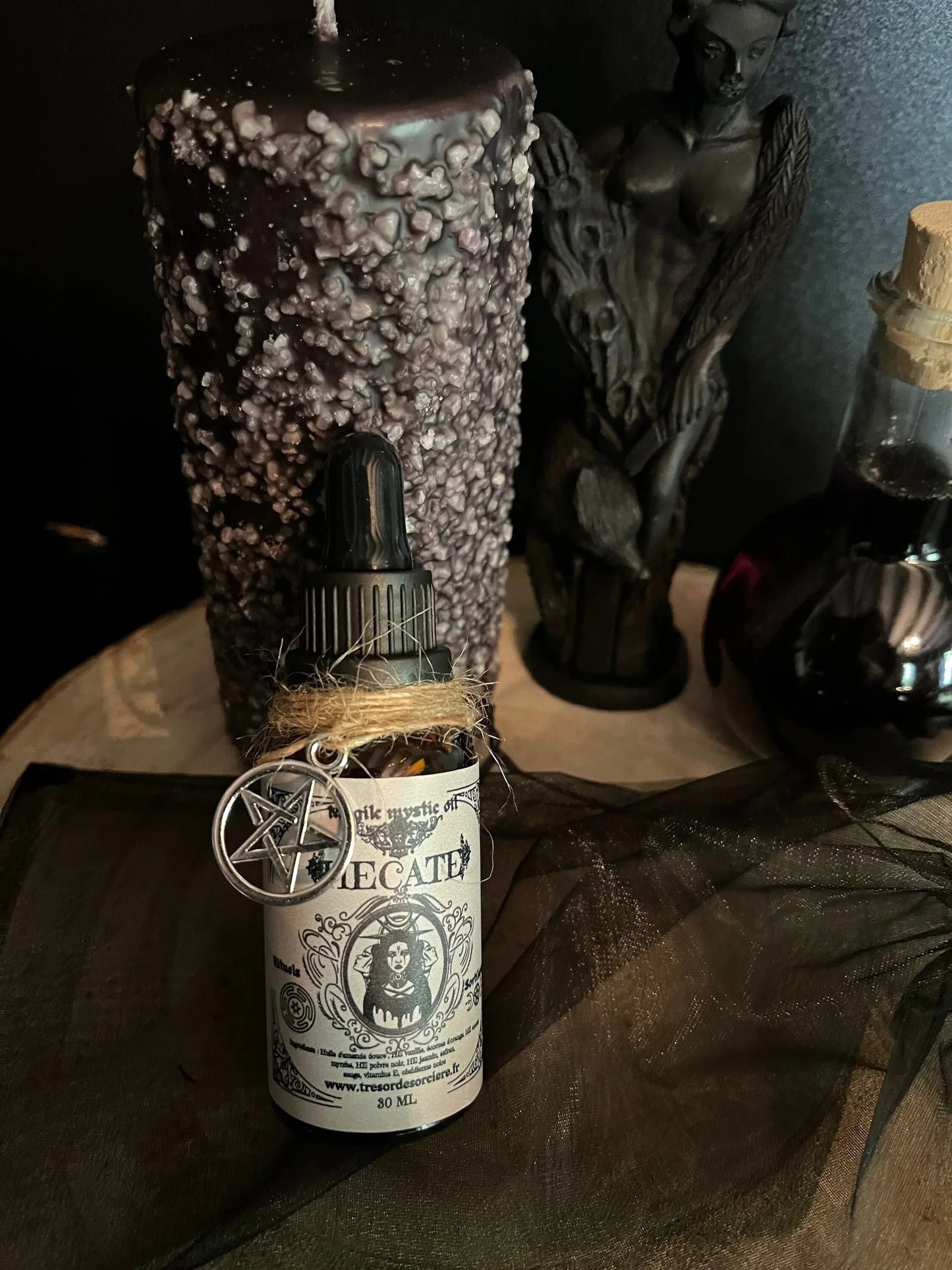 Huile déesse Hécate, rituels, witchcraft, sorcellerie, wicca, wiccan, sort, ésotérique