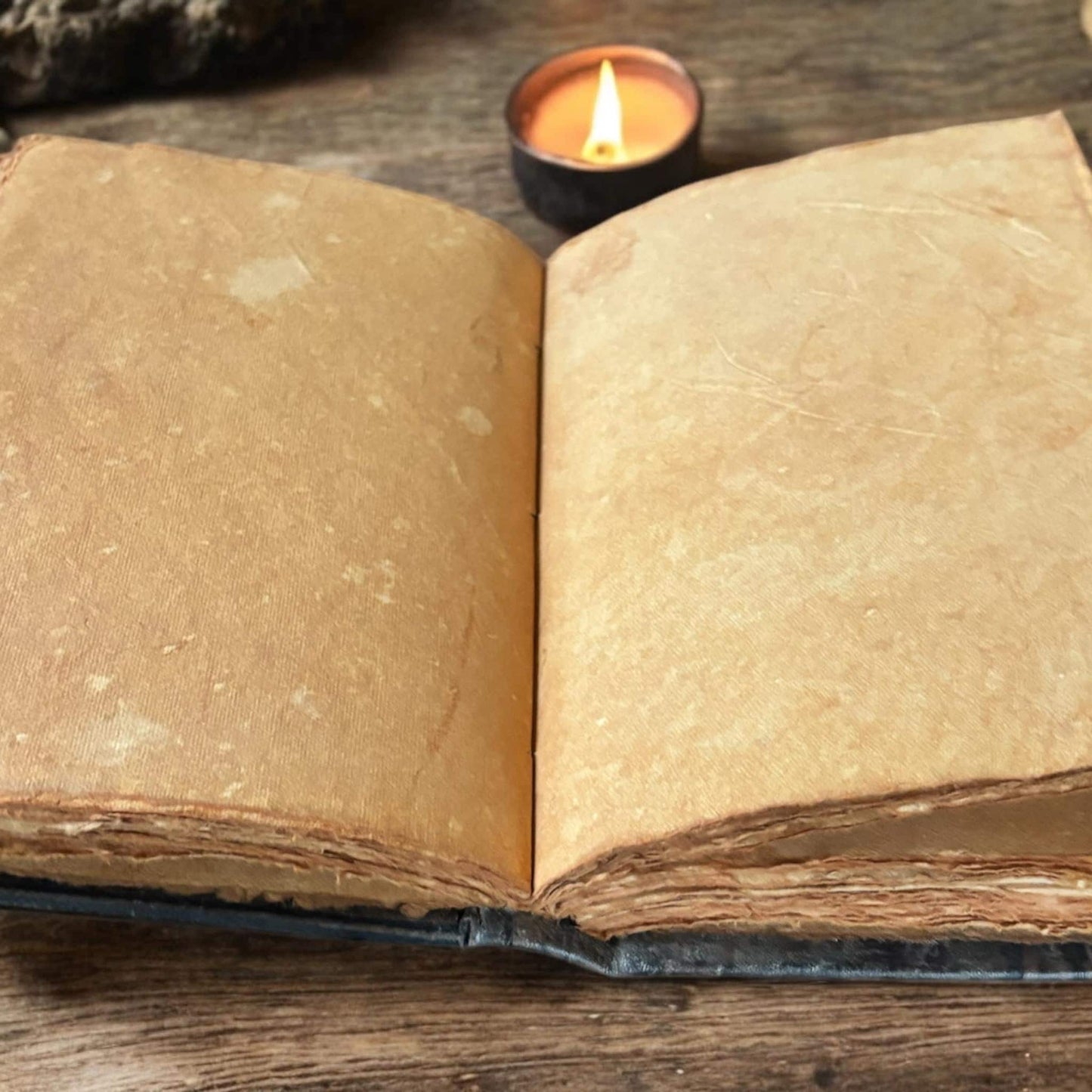 grimoire, livre des ombres, grimoire sorcellerie, grimoire sorcières, wicca, witchcraft