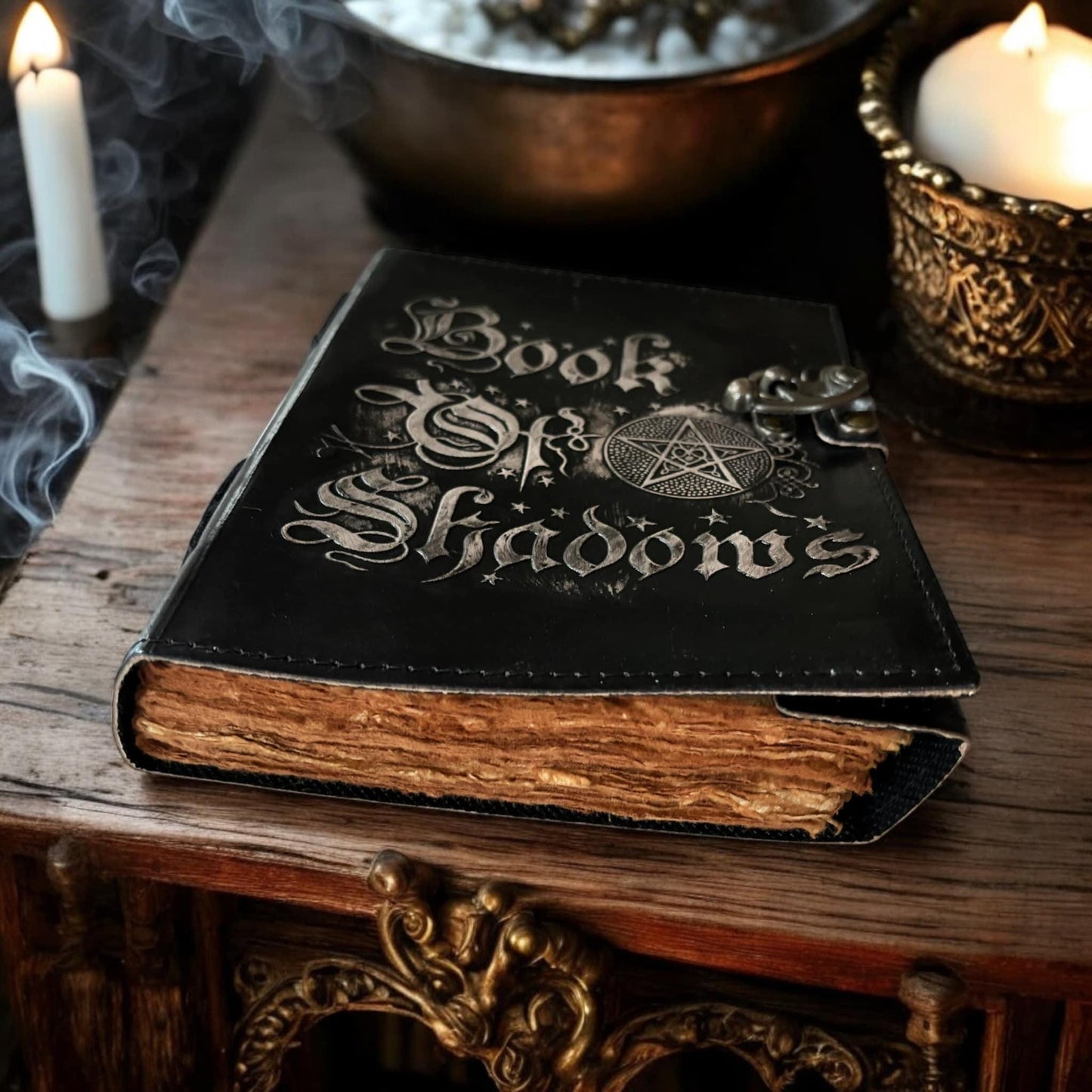 livre des ombres, grimoire, grimoire sorcellerie, rituel, witchcraft, wicca, sorcière