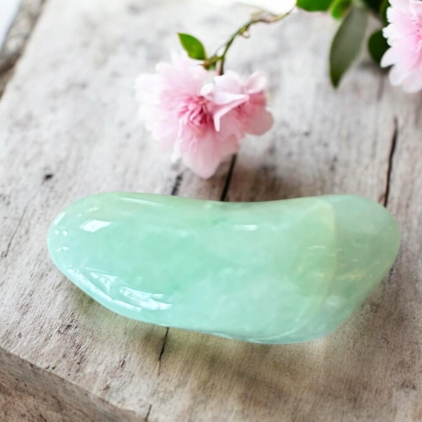 box Ostara, box sorcière, witchbox, box spirituelle, sabbat Ostara
