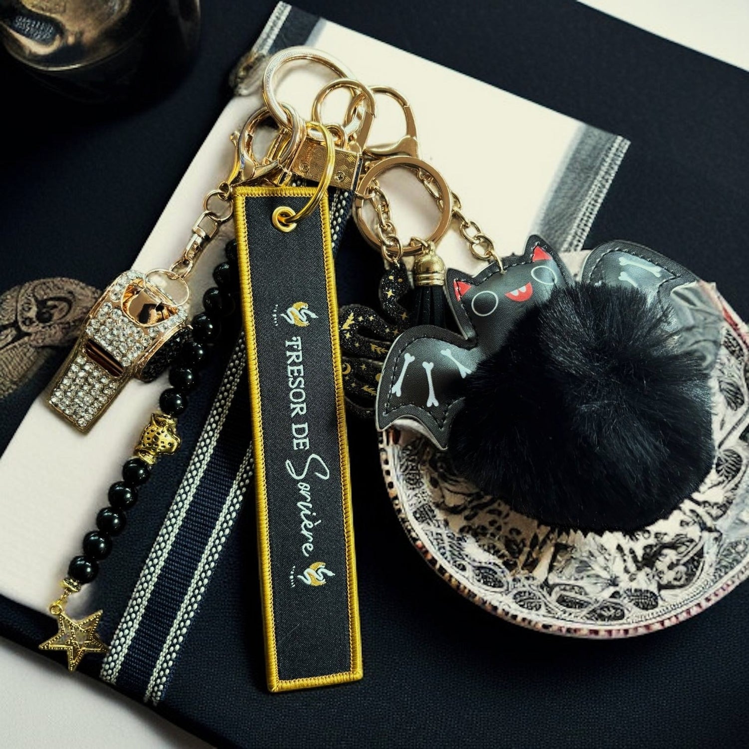 GRI GRI PORTE CLES - NAZAR