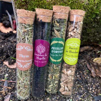 4 fioles d'herbes de sorcière