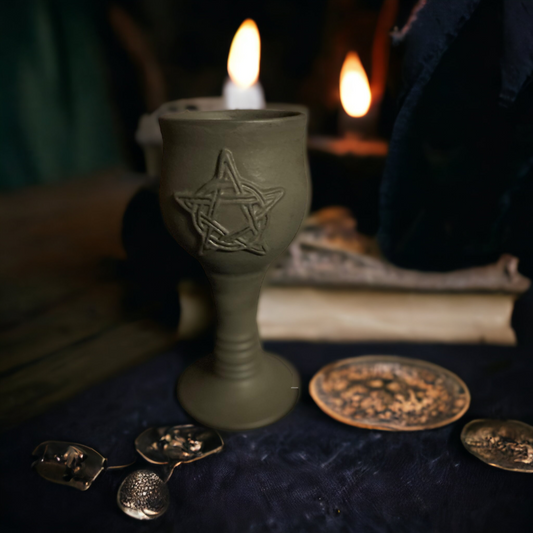 Grand calice pentacle en grès