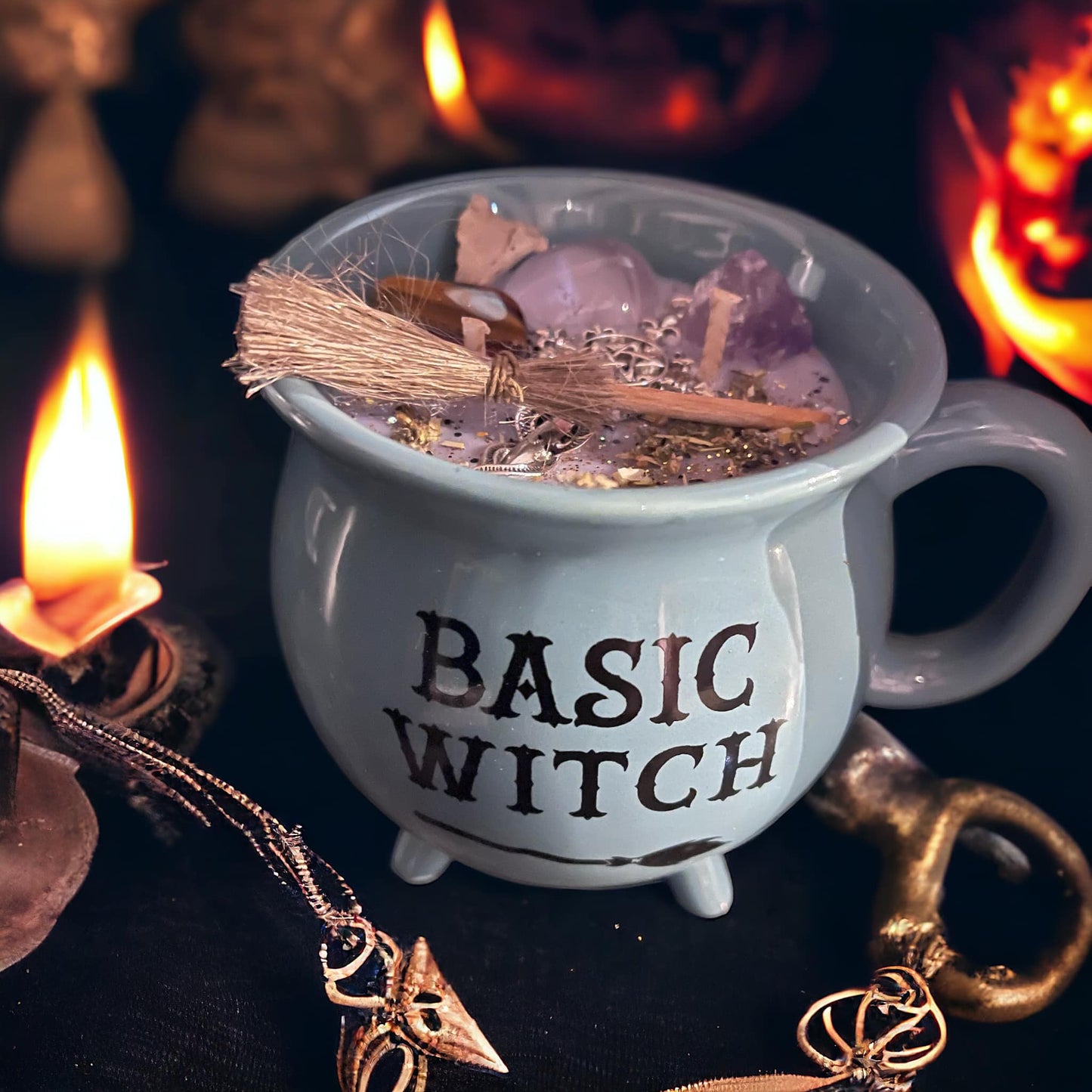 Bougie chaudron "basic witch", bougie sorcière, bougie d'intention
