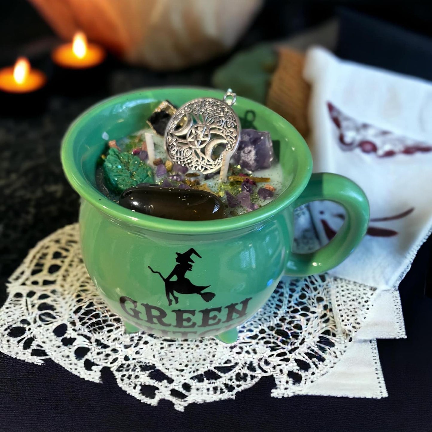 Bougie chaudron "green witch", bougie d'intention, bougie sorcière
