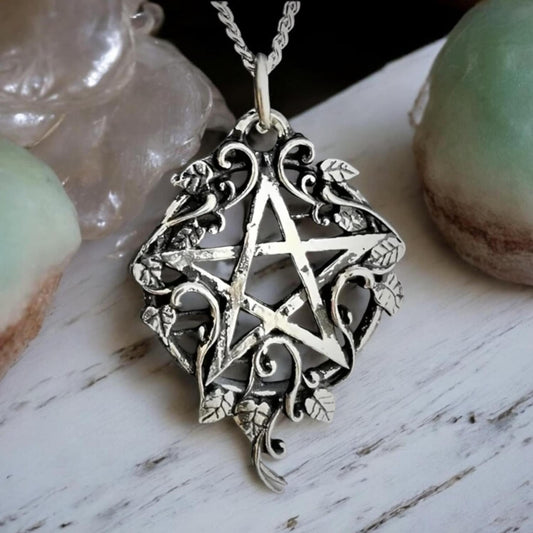 Pendentif pentacle, talisman pentacle feuilles