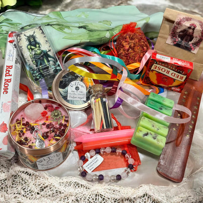 Box sorcière, witch box, box spirituelle, abonnement 3 mois livraison incluse