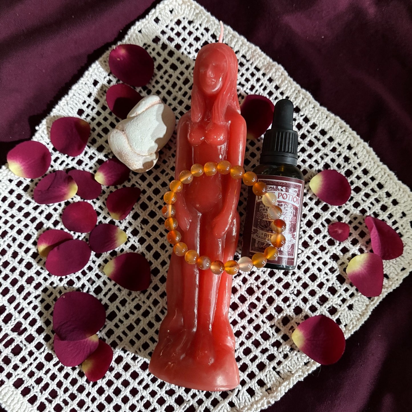 Box Beltane, Rituel du Feu Sacré, witchbox Beltane, box sorcière, box spirituelle Beltane