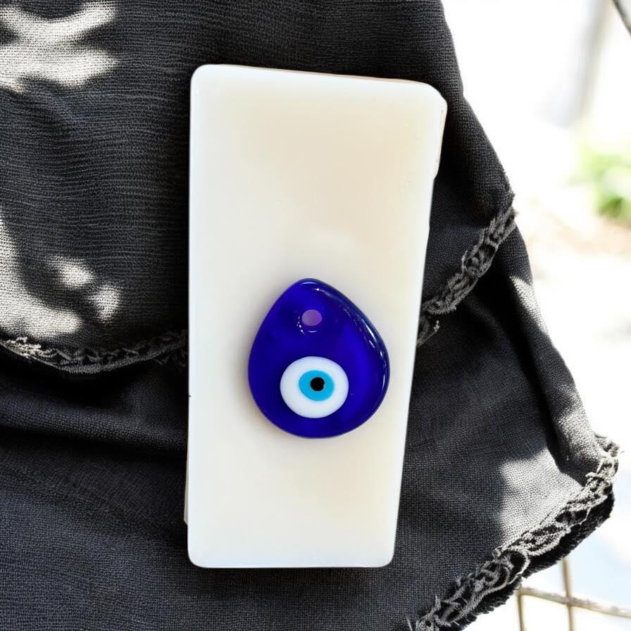 Fondants Œil de Nazar, détail talisman
