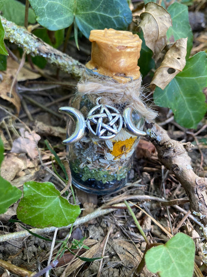spell jars MYHOMIA, fiole, sorcellerie, ésotérique, sorcière, witchy, occultisme, wicca, rituel, autel, bouteille sorcière, protection