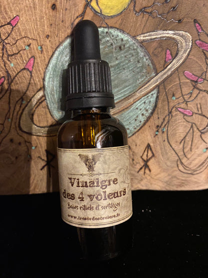 Vinaigre des 4 voleurs fait maison, ésotérique, sorcellerie, wicca, rituel, witchy, magie, witch, witchcraft, wiccan,