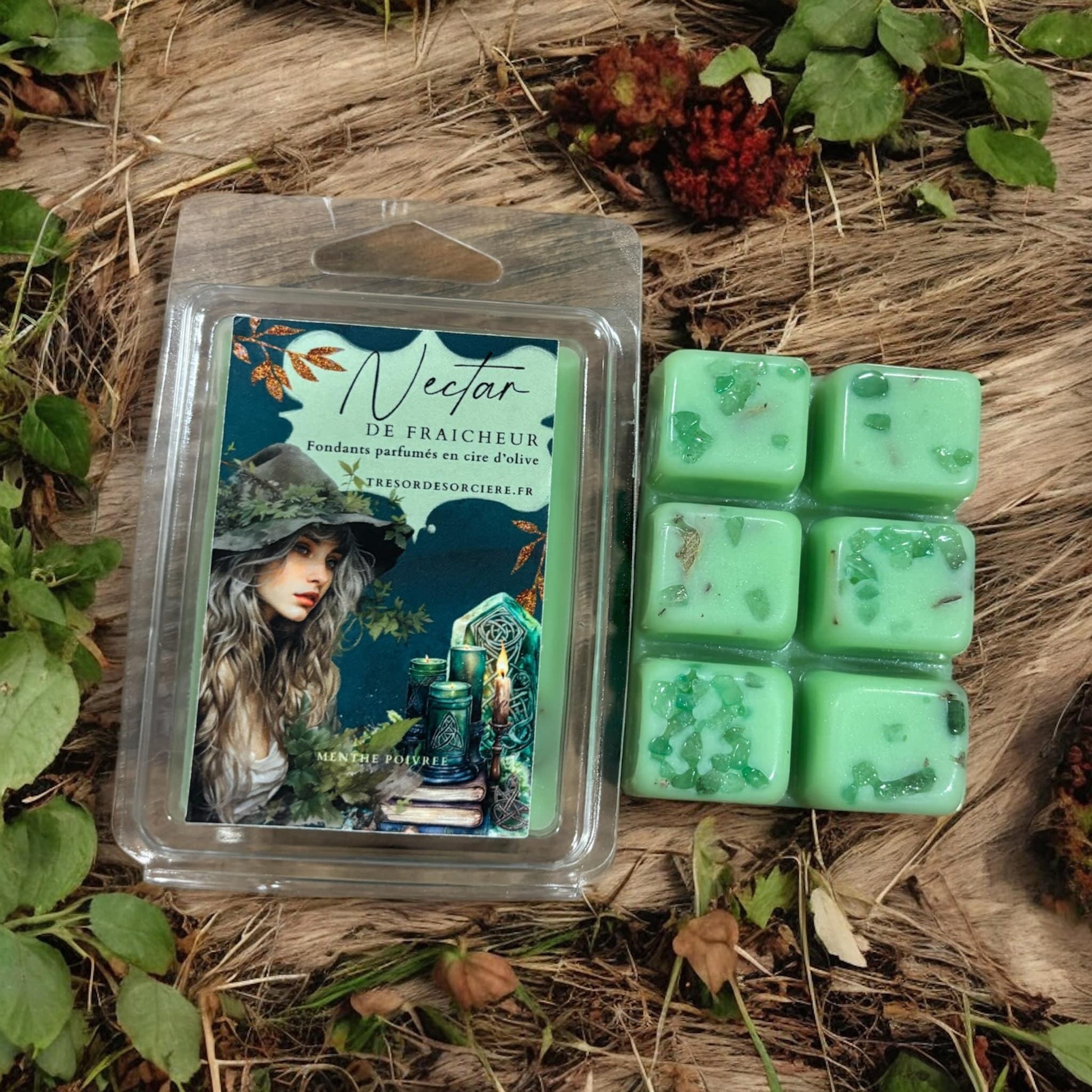 coffret de fondants avec brûle parfum, coffret fondants parfumés, fondants sorcière, fondants de cire d'olive
