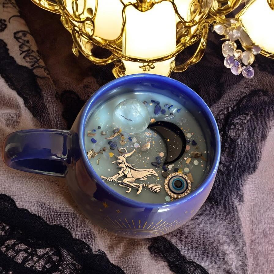 Bougie mug, bougie divination, bougie d'intention, bougie sorcière, bougie cadeau