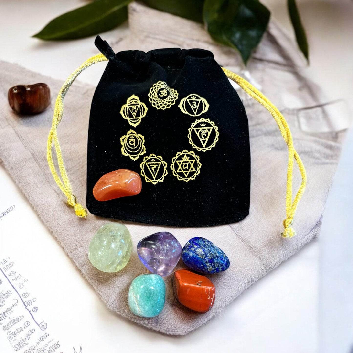 box 7 chakras, bougie chakras, encens chakras, box spirituelle, box sorcière, box mensuelle