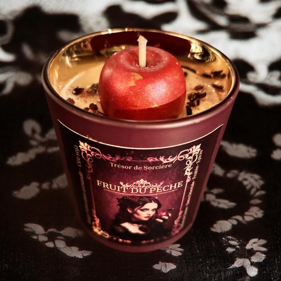 Bougie "fruit du péché", bougie d'intention, bougie parfumée, bougie gothique, bougie sorcière