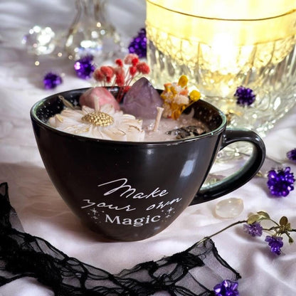 bougie tasse, bougie mug "make your own magic", bougie d'intention, bougie cadeau, bougie sorcière