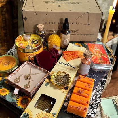 Box sorcière, witch box, box spirituelle, abonnement 6 mois livraison incluse